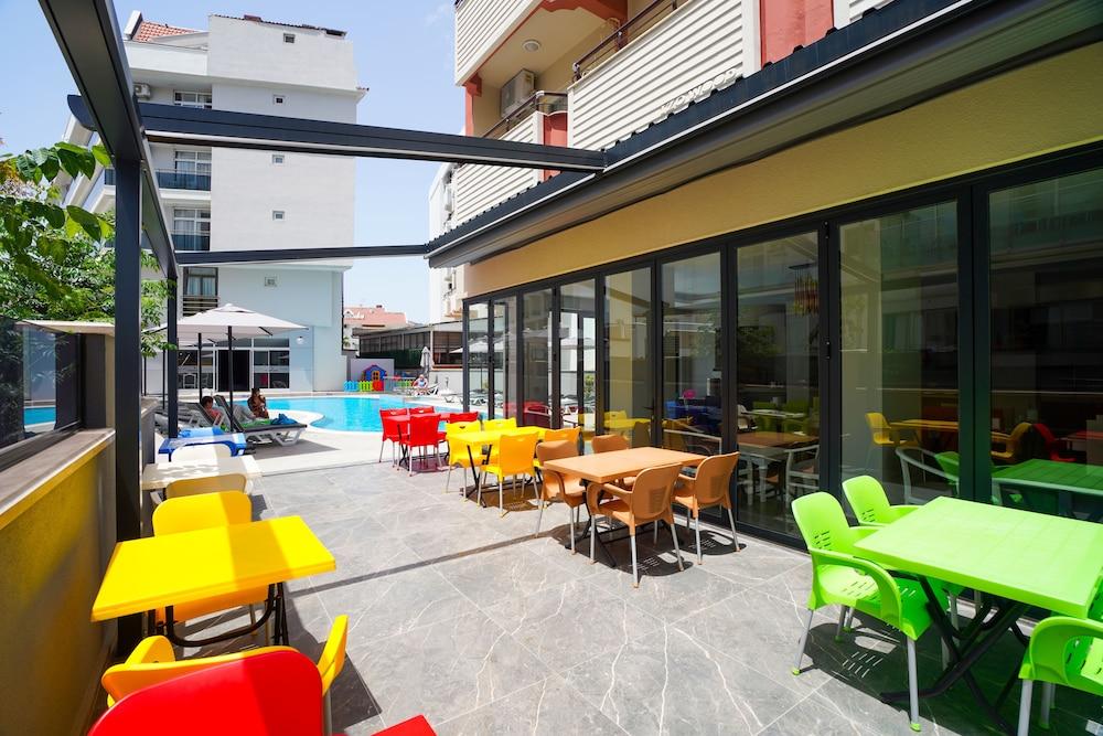 Seren Sari Hotel Marmaris Exteriér fotografie